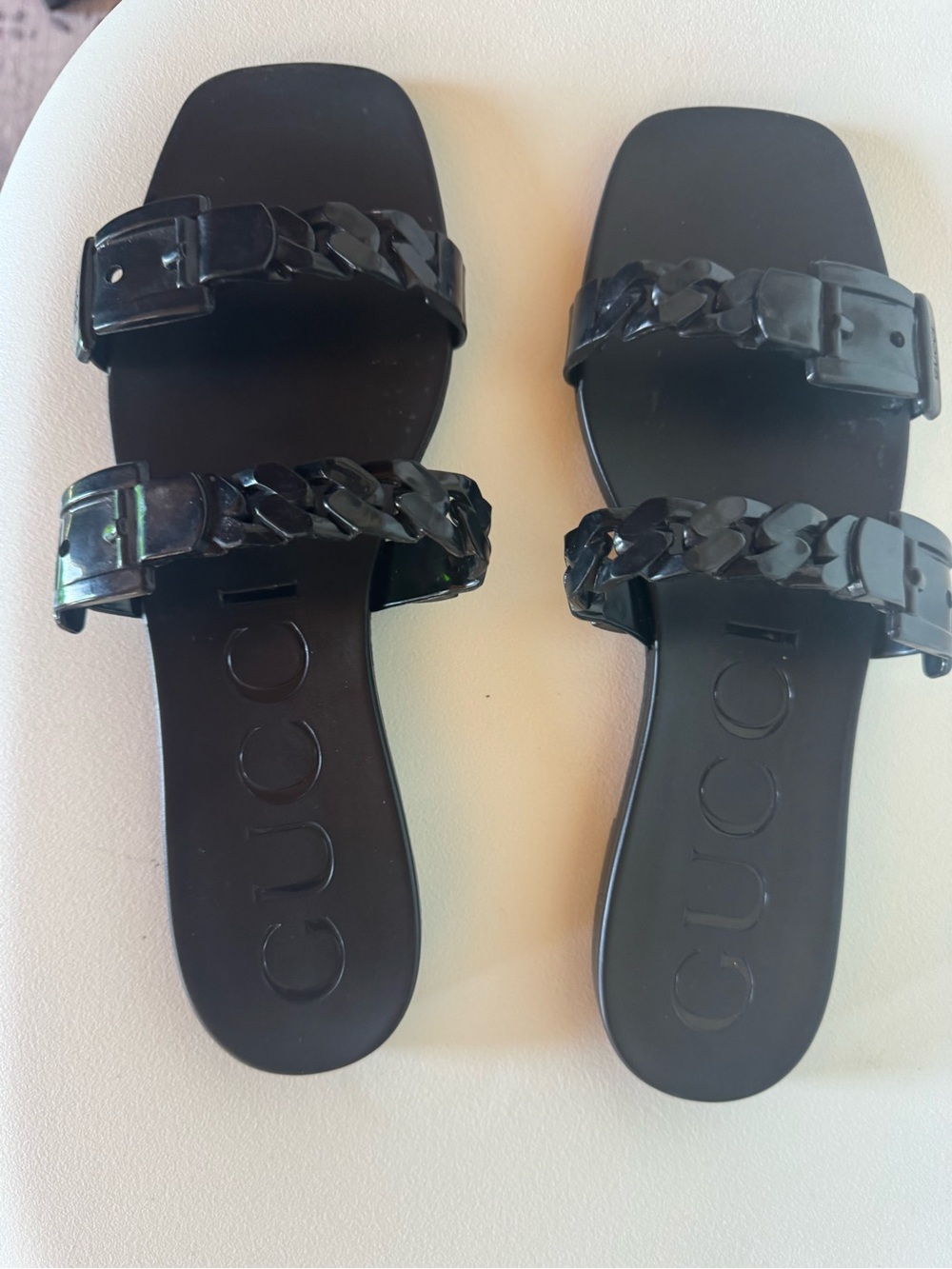 Gucci Teena  Black Chain-Strap Rubber Slide Sandals